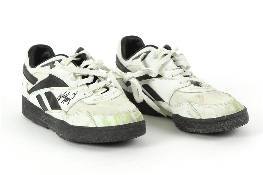 1993-1995 George Teague Green Bay Packers Autographed Cleats (MEARS LOA/JSA)