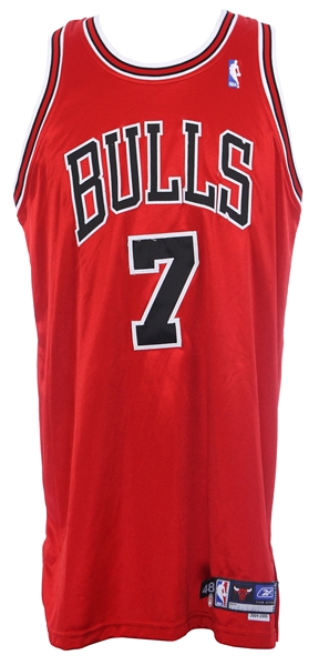 2004-2005 Ben Gordon Chicago Bulls Autographed Road Jersey (MEARS A5)