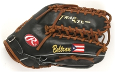 2005 Carlos Beltran New York Mets Professional Model Rawlings Fielders Mitt (MEARS LOA & PSA/DNA)