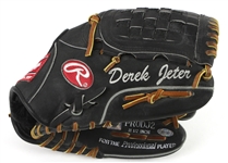2005 Derek Jeter New York Yankees Signed Personal Model Rawlings Mitt (MEARS LOA/JSA/Steiner/MLB Hologram)