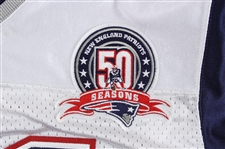 2009 Randy Moss New England Patriots Signed Road Jersey (MEARS LOA/Beckett)