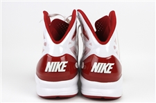 2010-11 Taj Gibson Chicago Bulls Signed Nike Game Worn Sneakers (MEARS LOA/*JSA*)