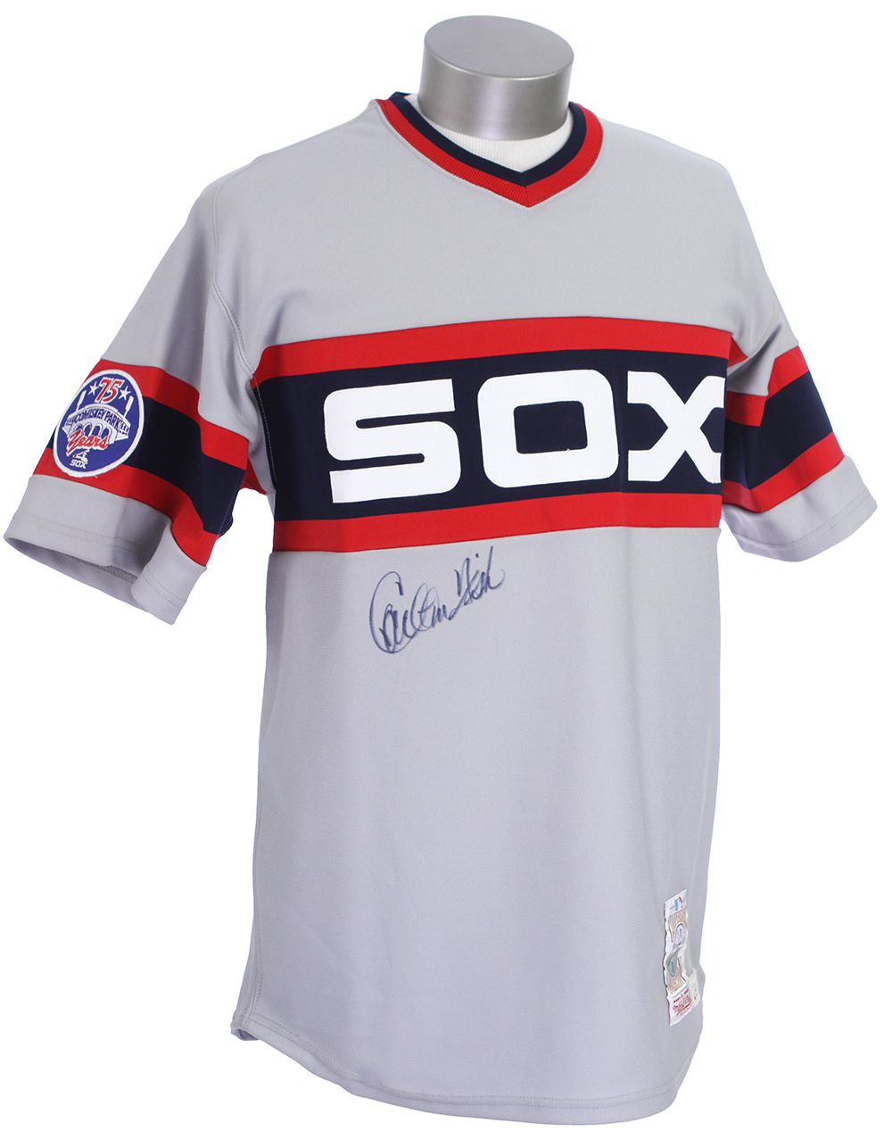 Lot Detail - 1985 Carlton Fisk Chicago White Sox Autographed Mitchell 