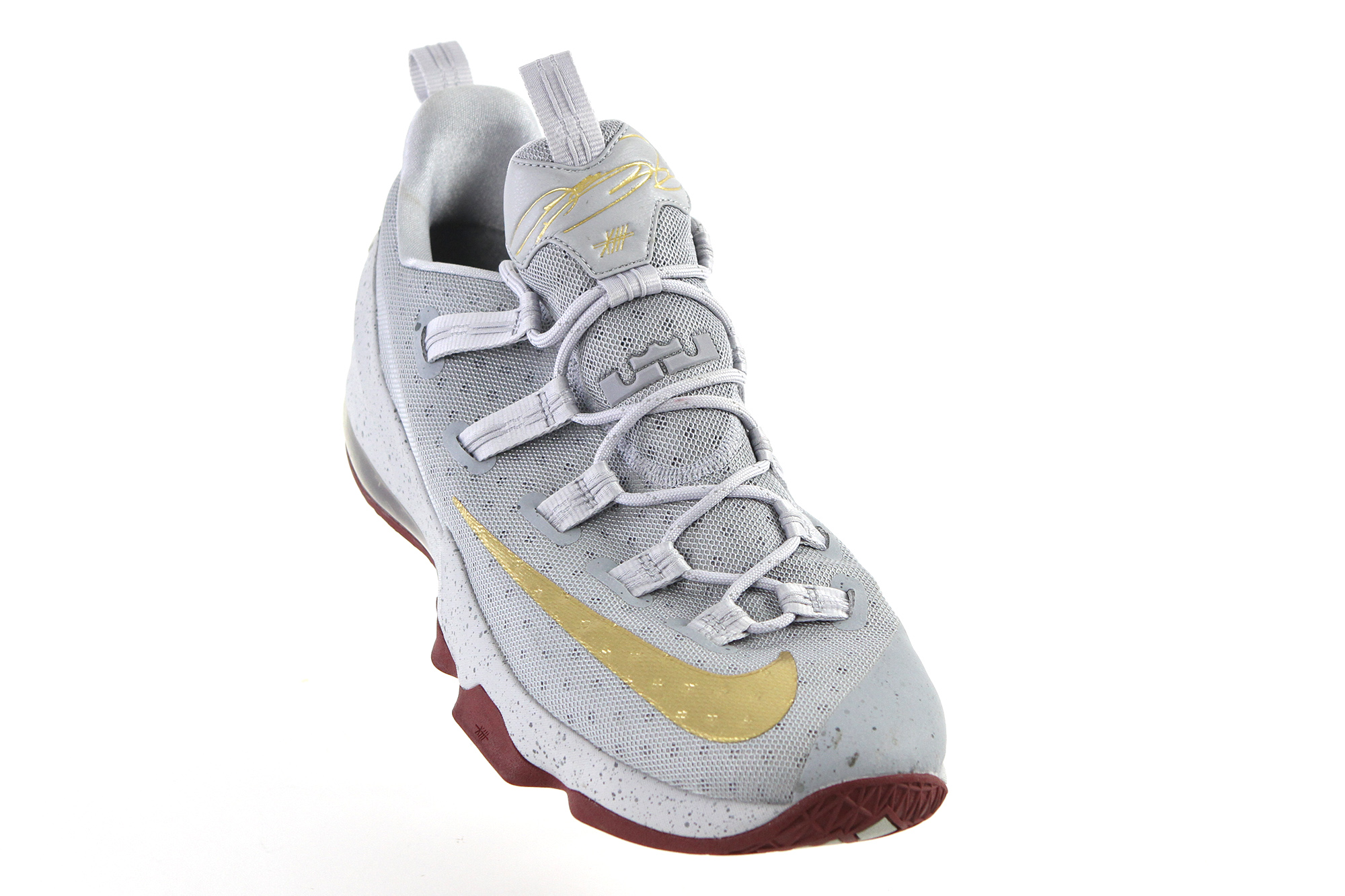 Lot Detail - 2016 (November 29) LeBron James Cleveland Cavaliers Game