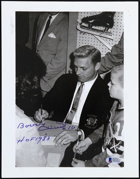 2000s Bobby Hull Chicago Blackhawks Signed 8.5" x 11" Photo (Beckett Authentication)