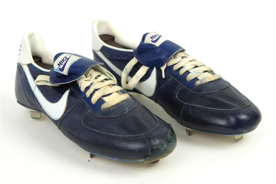 1980s (early) Dave Stieb Toronto Blue Jays Signed Nike Game Worn Cleats (MEARS LOA/JSA)