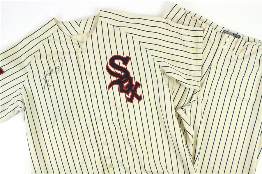 2005 (June 18) Freddy Garcia Chicago White Sox Signed Game Worn 1959 Throwback Home Uniform (MEARS LOA/JSA)