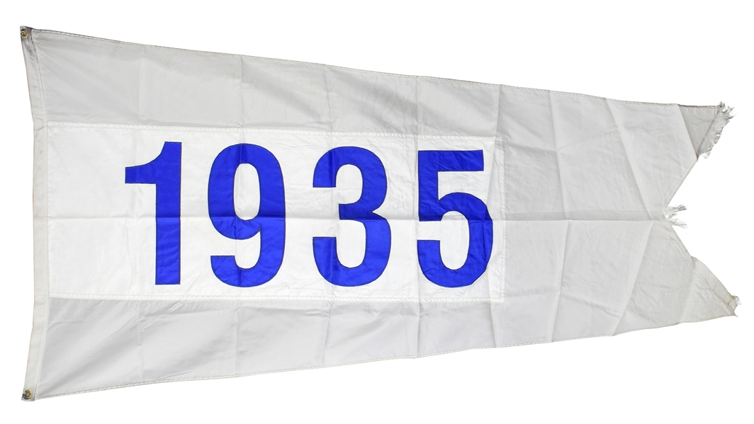 1980s-90s Chicago Cubs Wrigley Field 1935 NL Pennant 35" x 70" Stadium Flag (MEARS LOA)