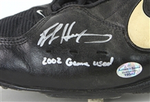 2002 Bob Howry Chicago White Sox Signed Game Worn Nike Cleats (MEARS LOA/JSA)