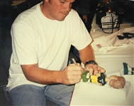 1996 Brett Favre Green Bay Packers Signed MIB 9 Bobblehead (279/3,000)