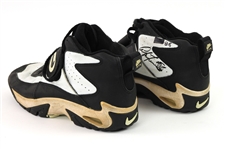 1995 Antonio Freeman Green Bay Packers Signed Nike Turf Shoes (MEARS LOA/JSA)