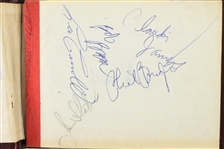 1960's Green Bay Packers Multi Signed Autograph Book w/ 30 Signatures Including Bart Starr, Ray Nitschke, Jerry Kramer & More (JSA)