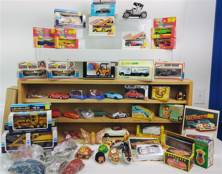 Ertl, Champ Road, Caterpillar, Grippers Classics Toy Cars & more (Lot of 45+)