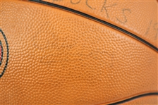 1971-72 Milwaukee Bucks Team Signed Basketball w/ Kareem, Big O, Bob Dandridge & More (MEARS LOA)