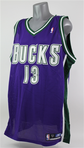 2001-02 Glenn Robinson Milwaukee Bucks Signed Road Jersey (MEARS LOA/JSA)