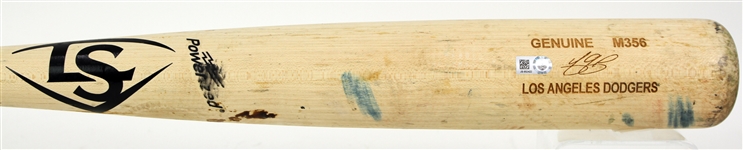 2018 (April 29) Yasmani Grandal Los Angeles Dodgers Louisville Slugger Professional Model Game Used Bat (MEARS A9/MLB Hologram)