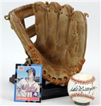 1980s Dale Murphy Atlanta Braves Store Model Rawlings Mitt & Signed ONL White Baseball (JSA)