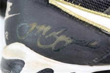 1996-99 Jeff Bagwell Houston Astros Signed Game Worn Nike Cleats (MEARS LOA/JSA)
