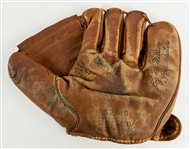 1960's-90's Roy McMillan Cincinnati Reds Store Model Wilson Mitt & Signed ONL White Baseball (JSA)
