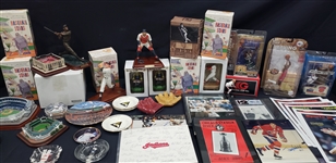 1920s-1990s Baseball, Football, Basketball, Hockey Trading Cards, Bats, Books, Photos & more (Lot of 1,200+)