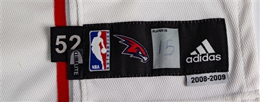 2008-09 Al Horford Atlanta Hawks Signed Game Worn Home Jersey (MEARS A10/JSA)
