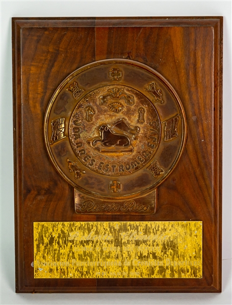 1970 Roberto Clemente Night Puerto Rico Sportswriters 9" x 12" Presentational Plaque (MEARS LOA/Clemente COA)