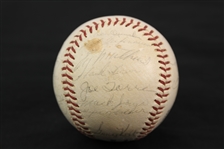 1965 Milwaukee Braves Team Signed ONL Giles Baseball w/ 29 Signatures Including Hank Aaron, Eddie Mathews, Joe Torre, Phil Niekro, & More (JSA) 