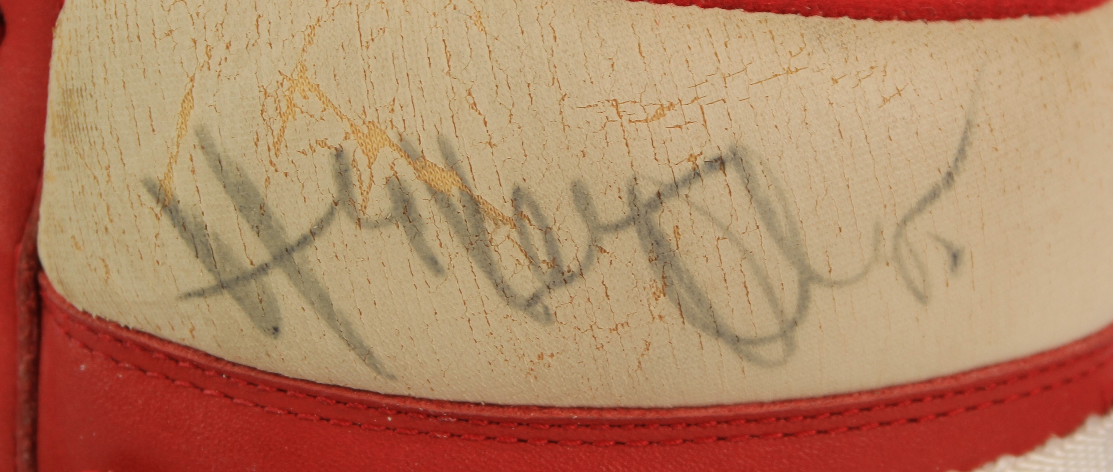 Lot Detail - Hakeem Olajuwon Game Used Autographed L.A. Gear Shoes