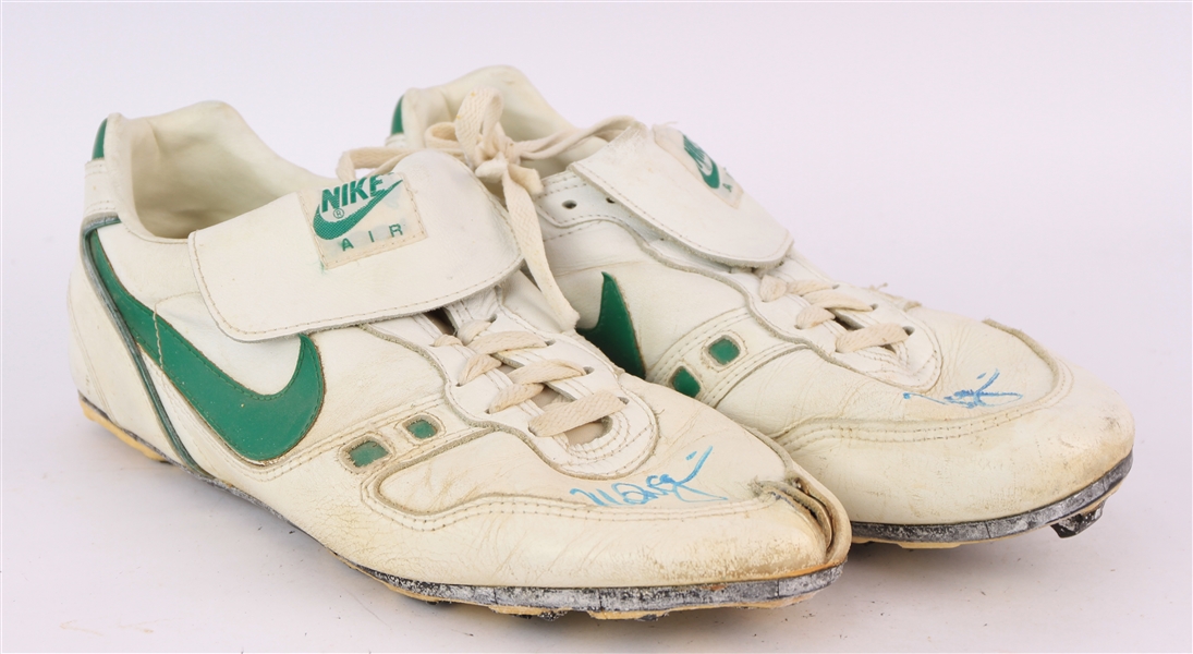 1987-88 Mark McGwire Oakland Athletics Signed Nike Game Worn Cleats (MEARS LOA/JSA)