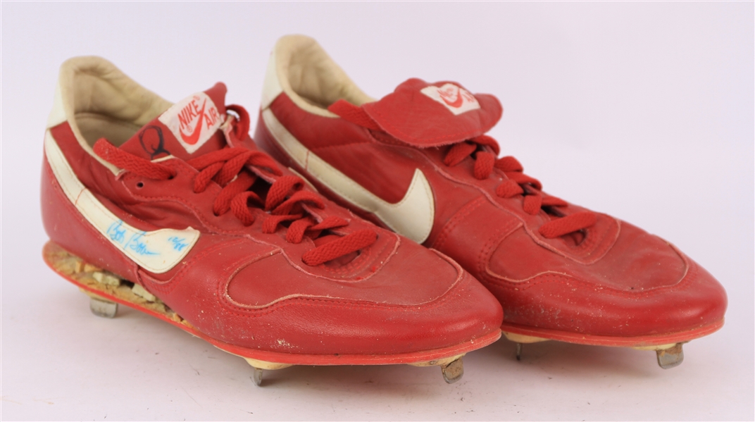 1987-88 Bob Boone California Angels Signed Nike Game Worn Cleats (MEARS LOA/JSA)