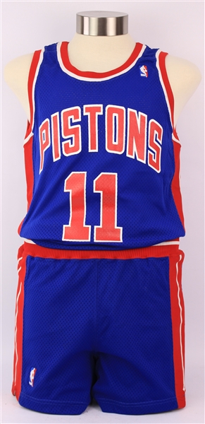 1991-94 Isiah Thomas Detroit Pistons Road Uniform (MEARS A5)
