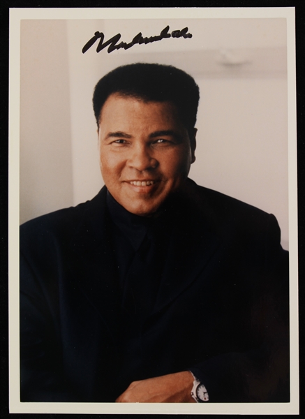 1990s Muhammad Ali World Heavyweight Champion Signed 5" x 7" Photo (JSA)