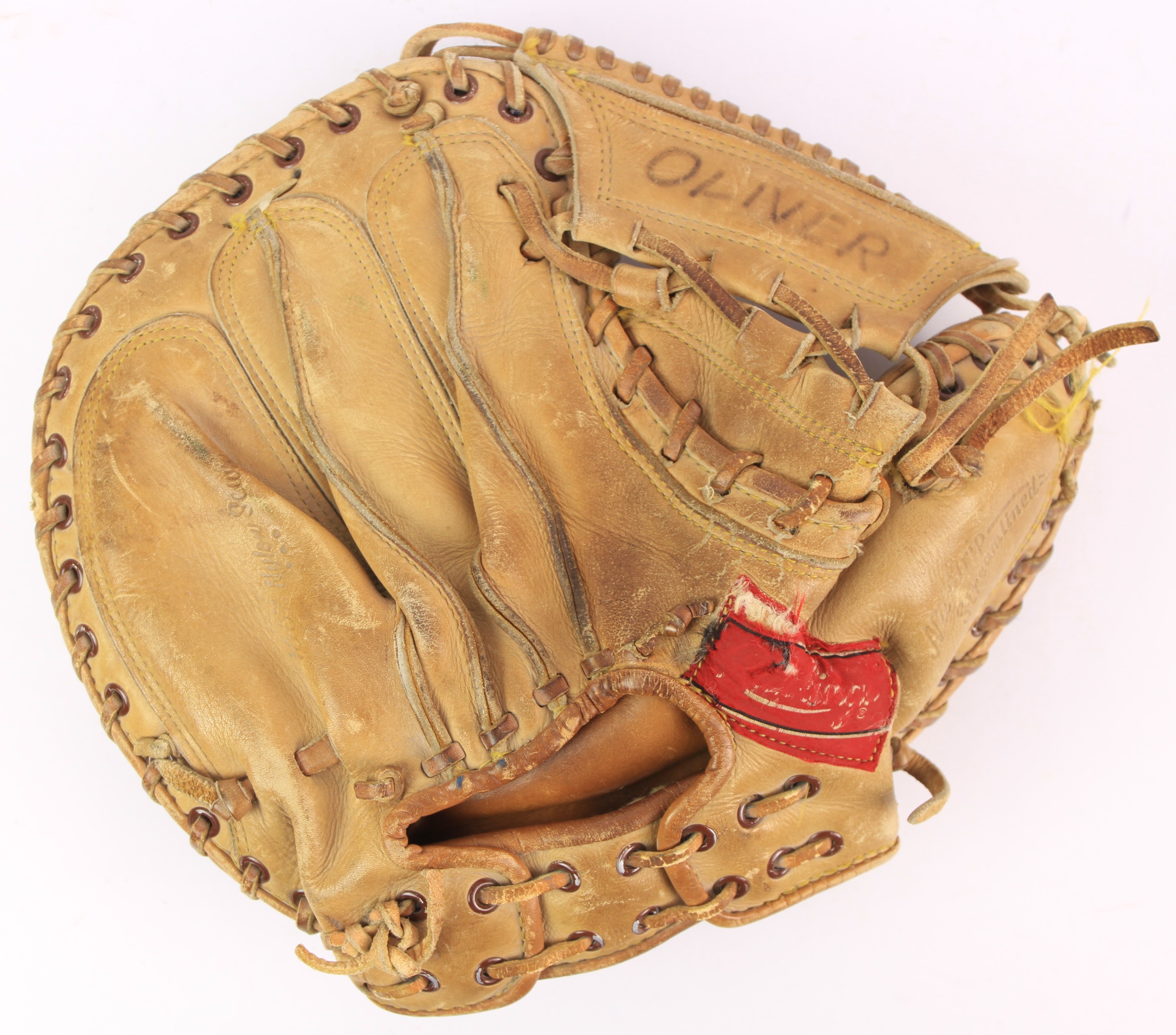 Lot Detail 1960 s Gene Oliver Chicago Cubs Signed Rawlings Game Used Catcher s Mitt MEARS LOA JSA