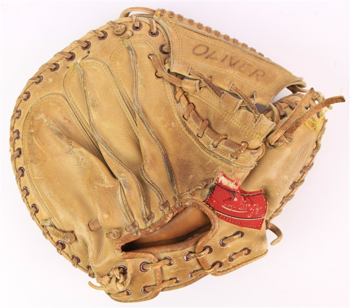1960s Gene Oliver Chicago Cubs Signed Rawlings Game Used Catchers Mitt (MEARS LOA/JSA)