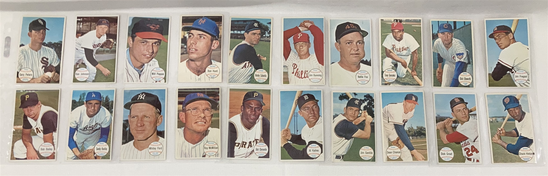 1964 Topps Giants Baseball Card Set w/ 1954-55 Era Milwaukee County Stadium & Comiskey Park 8x10 Player Photos 