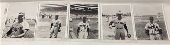 1964 Topps Giants Baseball Card Set w/ 1954-55 Era Milwaukee County Stadium & Comiskey Park 8x10 Player Photos 