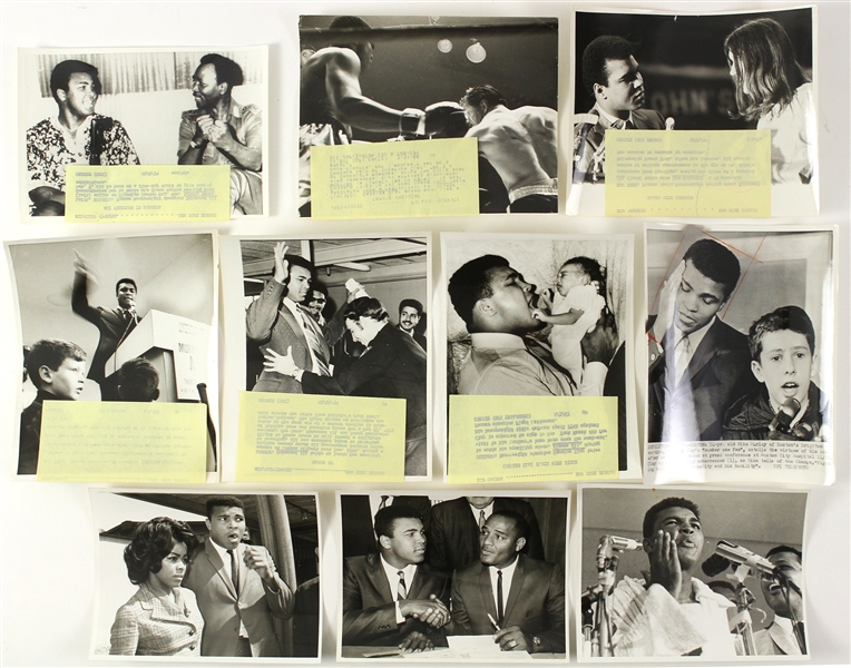 1966 -1971 Muhammad Ali Original  Black and White Photos (Lot of 22)