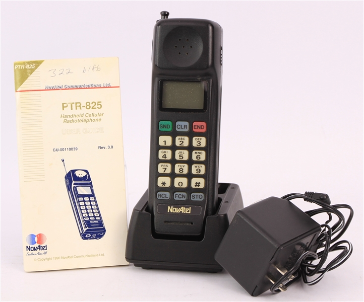 1990 NovAtel Communications PTR-825 Handheld Cellular Radiotelephone w/ Power Supply, Charging Stand & User Guide