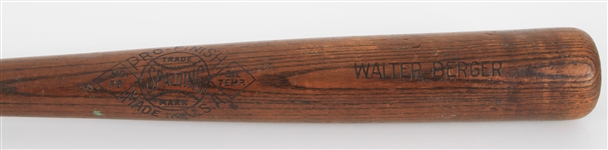 1930s Walter Berger Boston Braves Spalding Pro Finish Bat + 1938 Goudey #98 Baseball Trading Card (MEARS LOA)