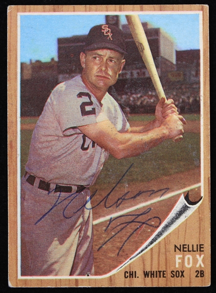 1962 Nelson Fox Chicago White Sox Signed Topps Baseball Trading Cards (JSA)
