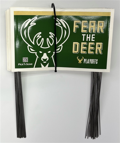 2020-21 Milwaukee Bucks Fear The Deer NBA Playoffs 14" x 23" Lawn Signs - Lot of 25