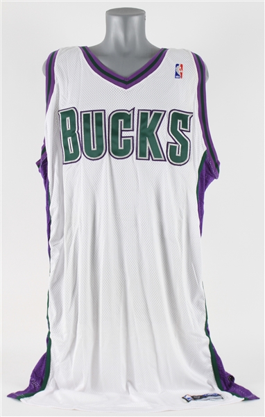 2004-2005 Milwaukee Bucks Home Game Jersey Blank Unused (MEARS LOA)