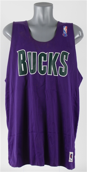 1994-97 Vin Baker Milwaukee Bucks Reversible Practice Jersey (MEARS LOA)