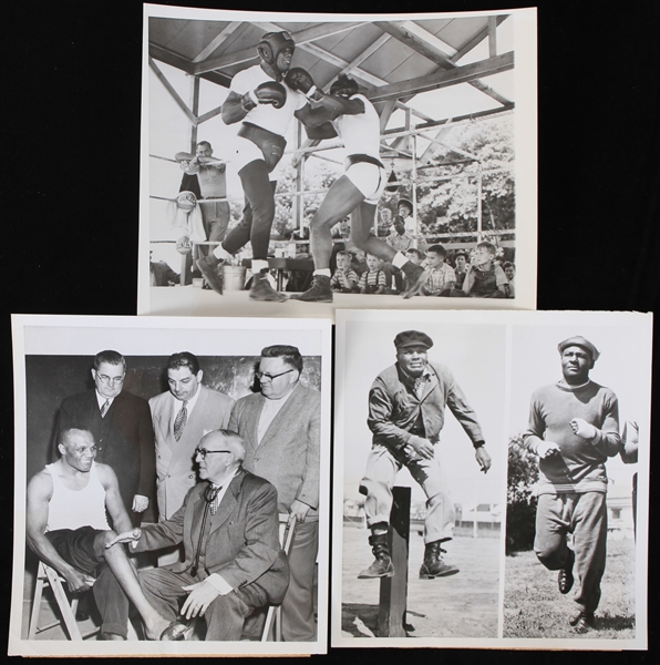 1949-52 Jersey Joe Walcott World Heavyweight Champion Original Photos - Lot of 3