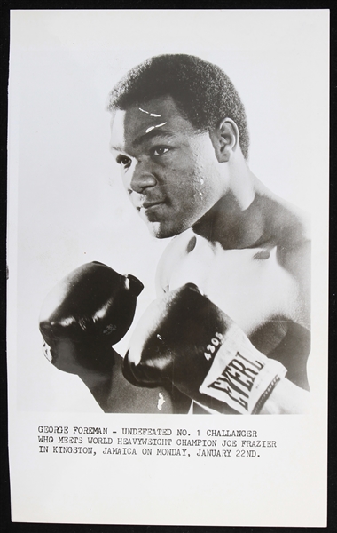 1973 George Foreman vs Joe Frazier in Jamaica 5x8 Press Photo