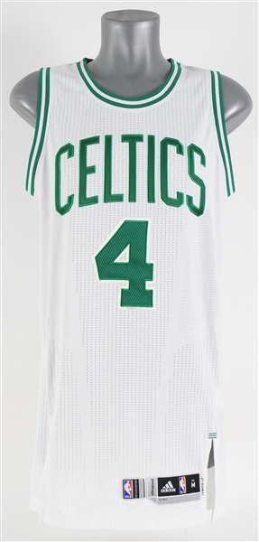 2015-16 Isaiah Thomas Boston Celtics Home Jersey (MEARS A5)