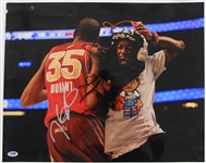 2012 Kevin Durant Oklahoma City Thunder Signed 16" x 20" Photo (PSA/DNA)