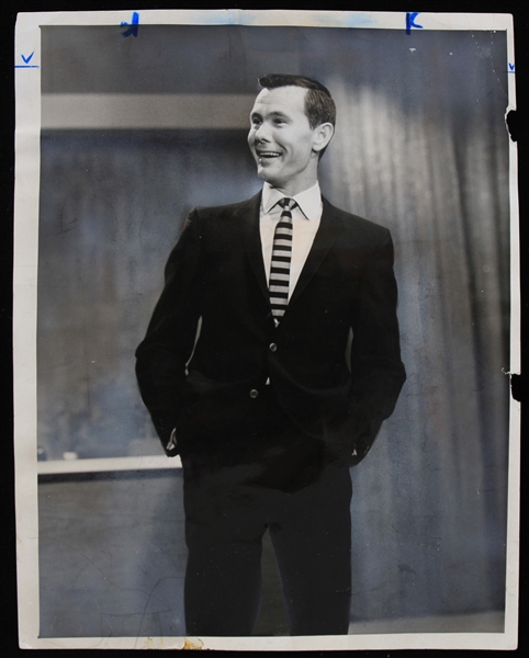 1960s Johnny Carson 7x9 Black and White Photo with Chicago Tribune COA (Lot of 2)