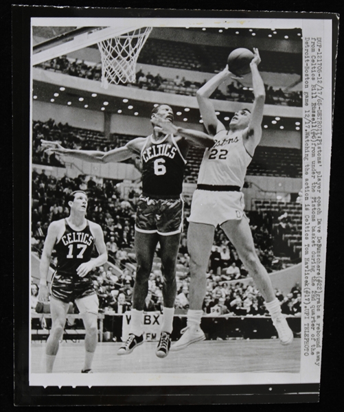 1965 Dave DeBusschere (Detroit Pistons) and Bill Russell (Boston Celtics) 4x5 Black and White Action Photo