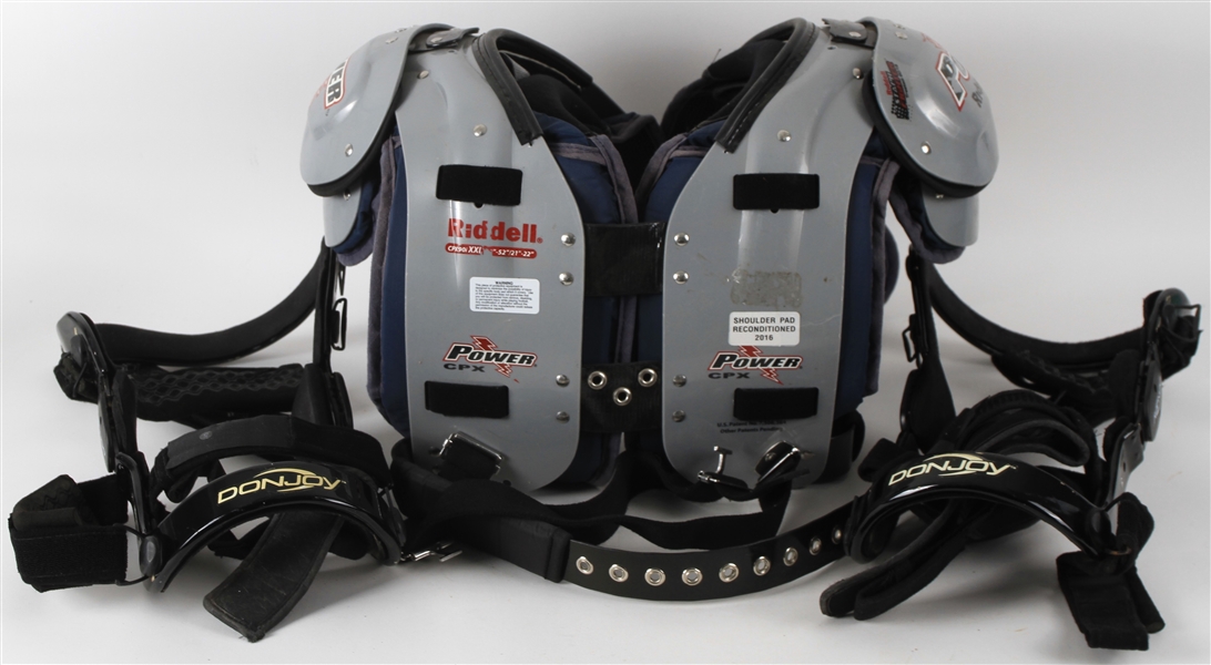 2013-15 Louis Vasquez Denver Broncos Riddell Power CPX Game Worn Shoulder Pads & DonJoy Knee Braces - Lot of 3 (MEARS LOA)